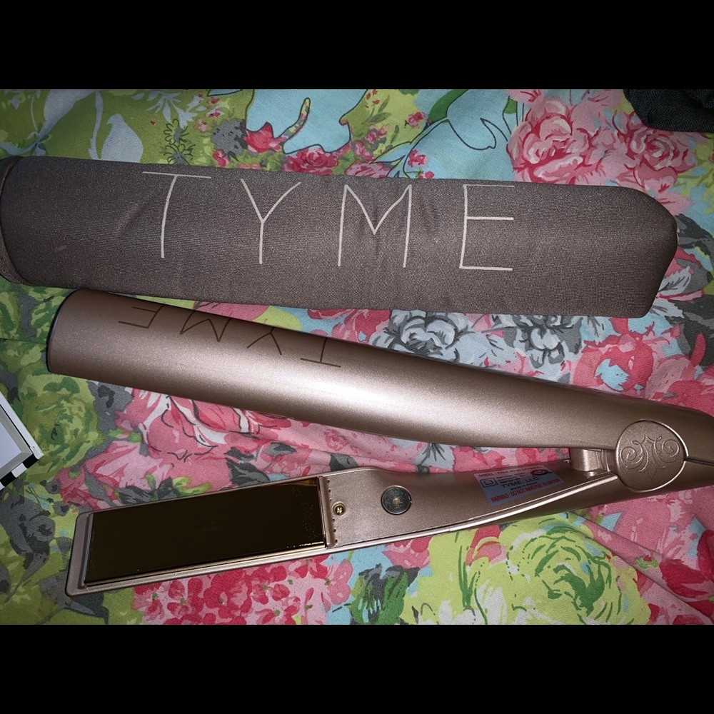 Tyme Hair Iron